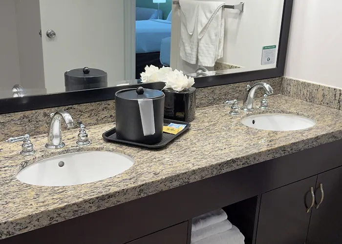 Best Western Plus Redondo Beach Inn