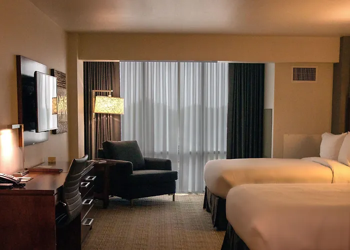 Doubletree By Hilton Omaha Southwest, Ne Hotel