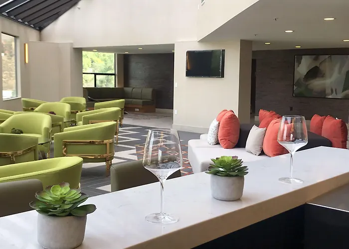 Doubletree By Hilton Pomona Hotel