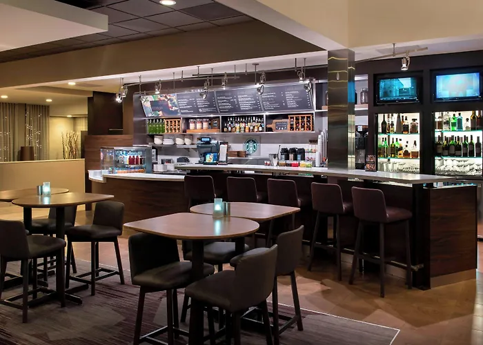 Courtyard By Marriott Chicago Waukegan / Gurnee Hotel