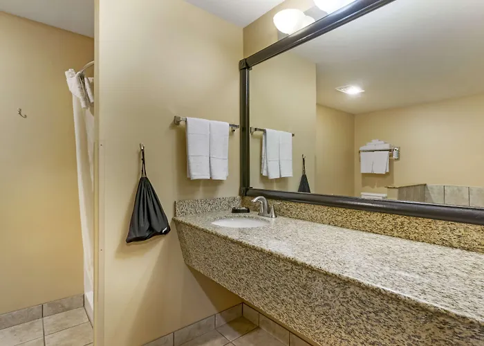 Prosser Hotels