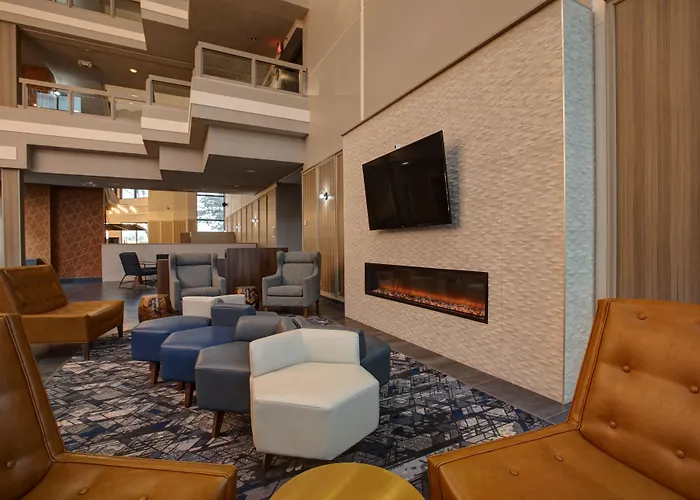 Thorold Hotels