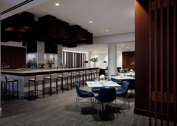 Uniondale Hotels