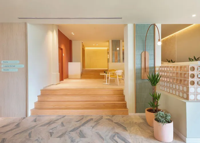 Hotels in Los Cristianos (Tenerife)