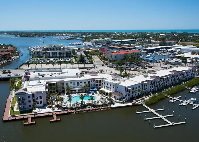 Hotels in North Naples