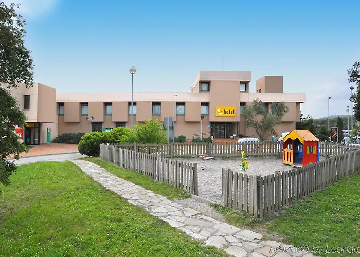 Hotel As Porta Catalana à La Jonquière