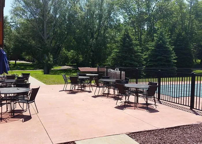 K&G Lodge Oswego
