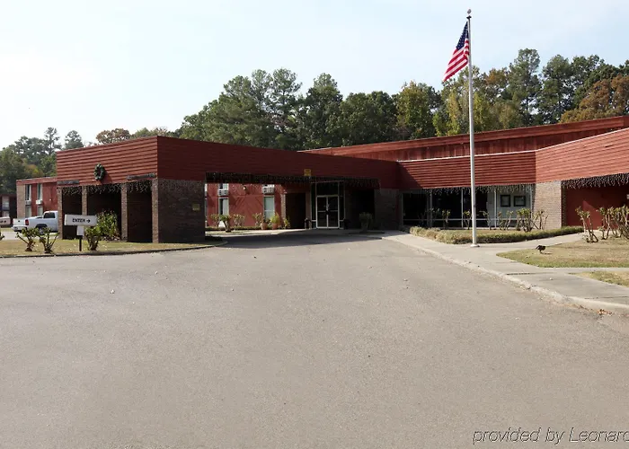 Crossett Hotels