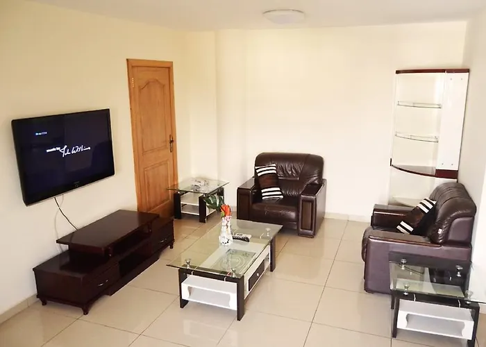 Mensvic Grand Hotel Accra