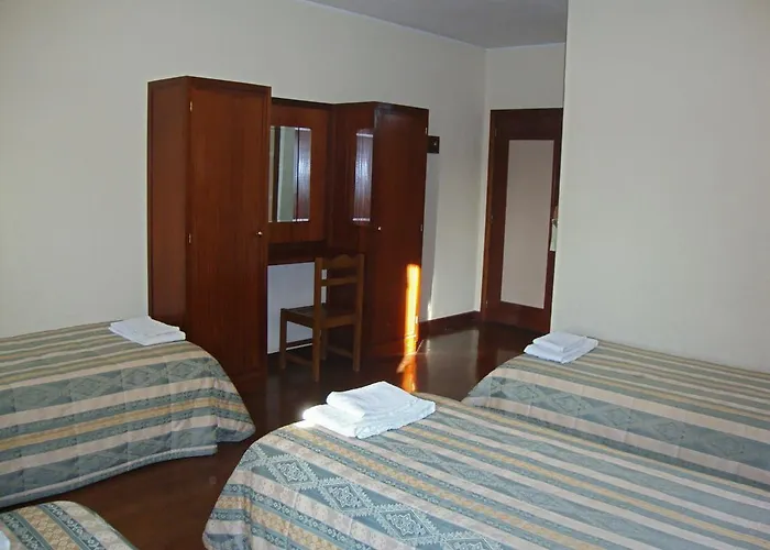 Casa De Retiros N. S. Perpetuo Socorro Hotel Guimarães