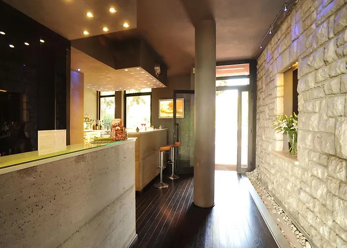 Hotel Domo