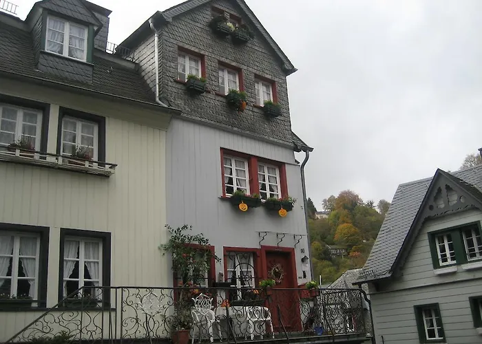 Gaestehaus Luise Bed and Breakfast Monschau