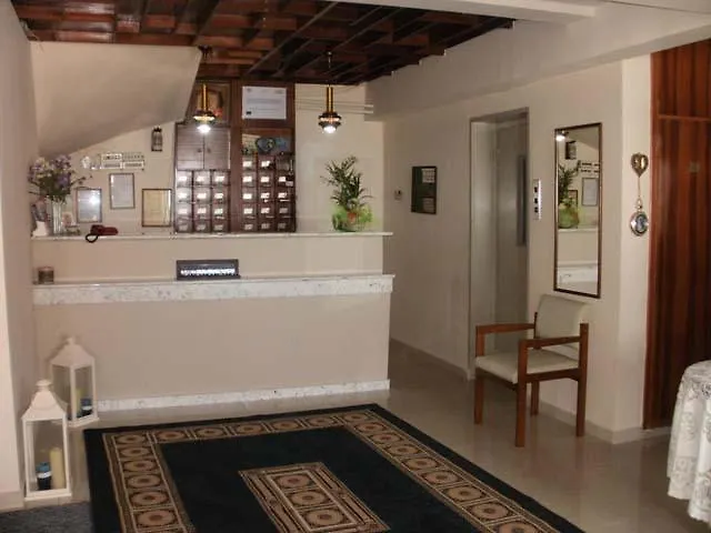 Agios Konstantinos (Phthiotis) Hotels