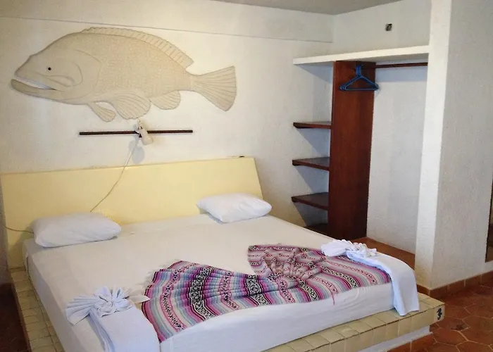 Safari Inn