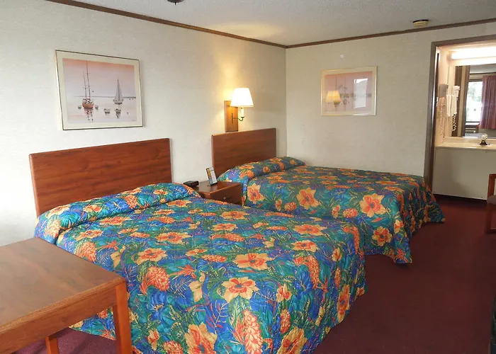 Bayshore Inn Port Clinton