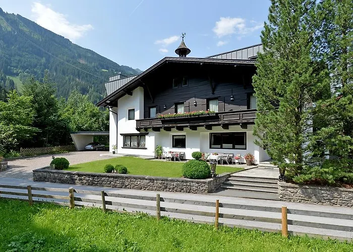 Alpin Hotel Garni Eder - Private Living Mayrhofen