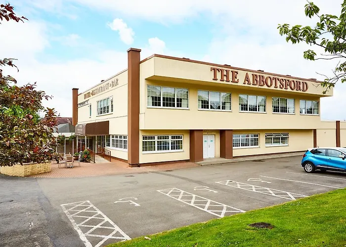 Dumbarton Hotels