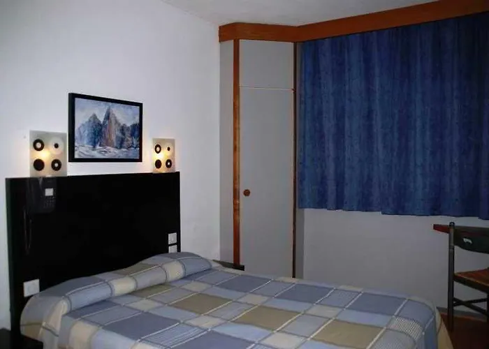 Hotel Du Coq Saint-Germain-en-Laye