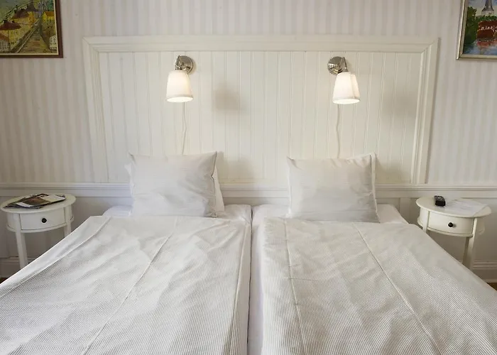 Hotels in Nora (Orebro)