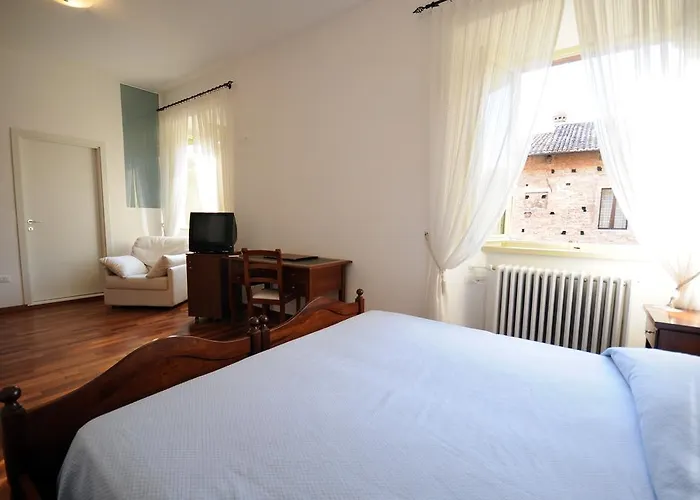 Guest House Domus Urbino