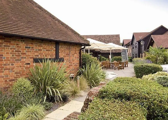 Sandhurst (Berkshire) Hotels