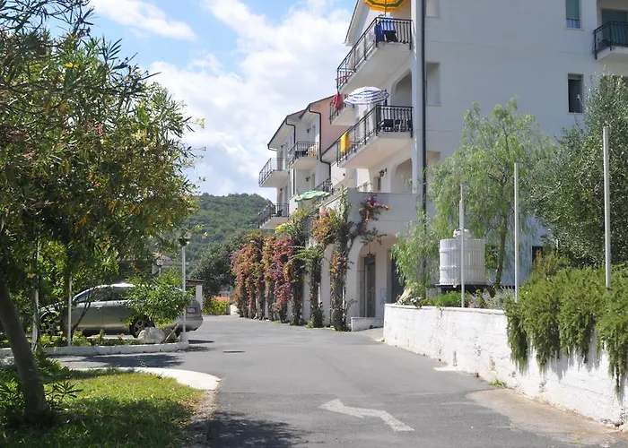 Il Borgo Degli Ulivi Resort Pietra Ligure