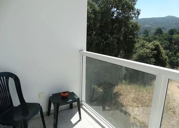 Hospedaria Descansa Pernas Monchique