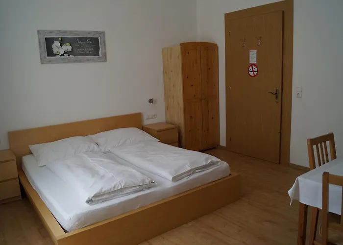 Linz Hotels