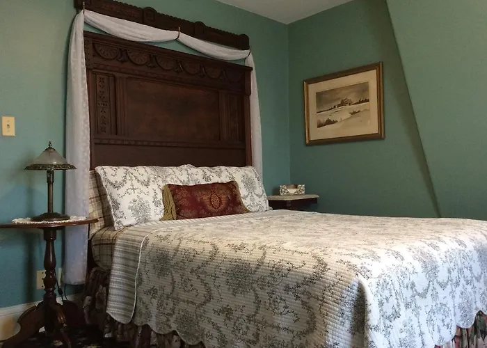 Fair Street Guest House Newport