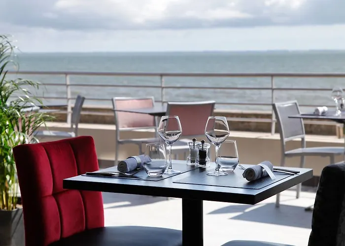 Hôtel De La Plage Damgan