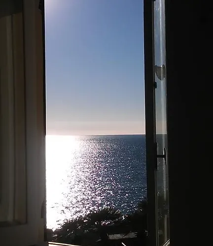 Al Piccolo Scoglio - Room&Breakfast