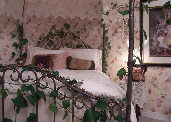 Wild Rose Manor Bed & Breakfast