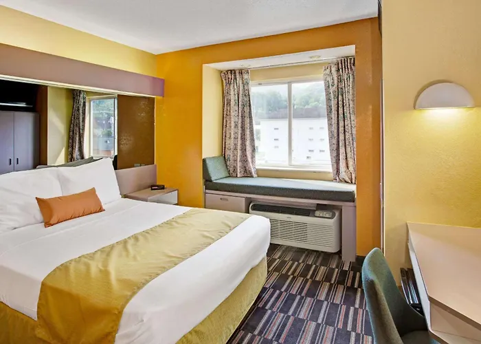 Microtel Inn & Suites By Wyndham Gatlinburg