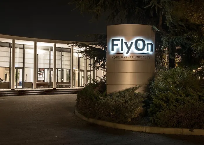 Flyon Hotel & Conference Center Bologne