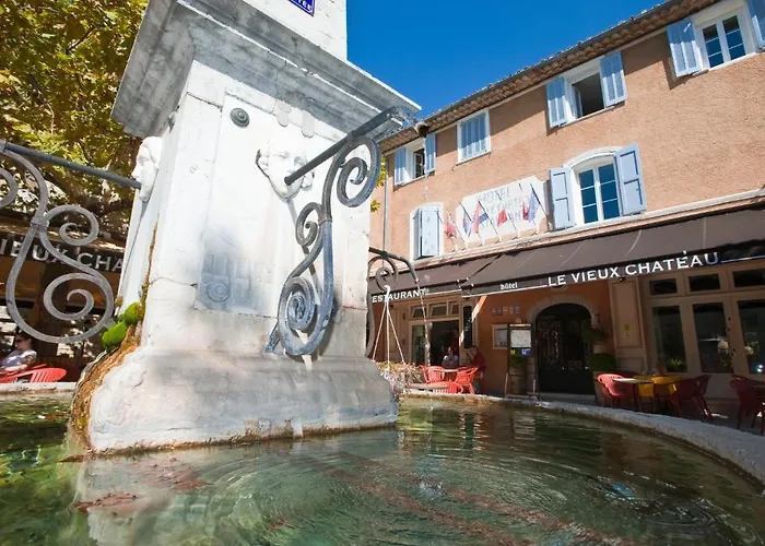 Aiguines Hotels
