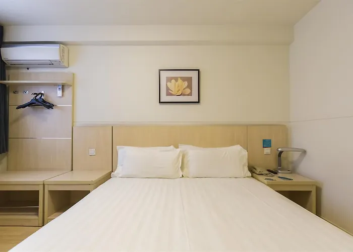 Linyi (Shandong) Hotels