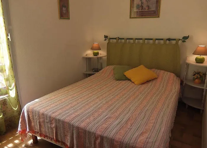 Hotel Le Liberte à Saint-Cyprien 