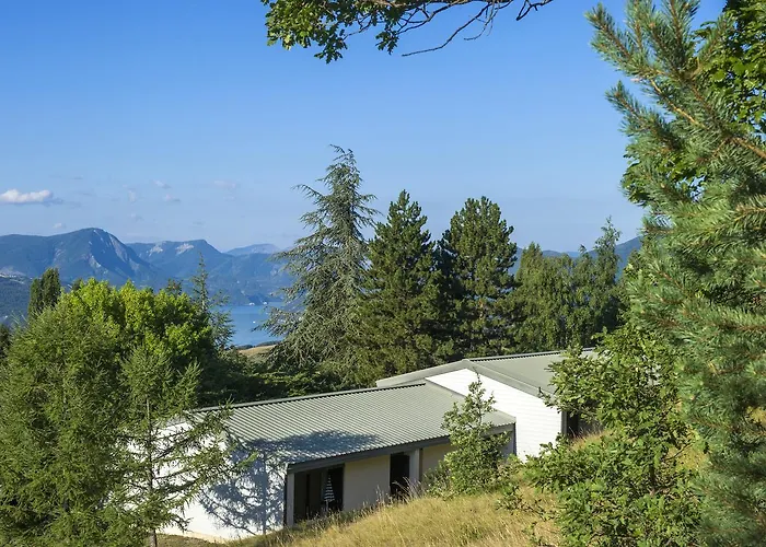 Hotel Le Pigneroux à Savines