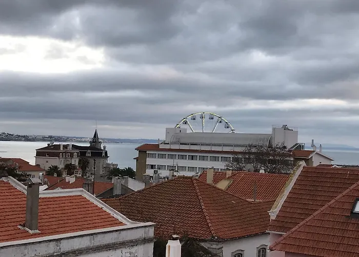 Poconovo Hotel Cascais