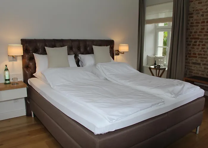Hotels in Jüchen