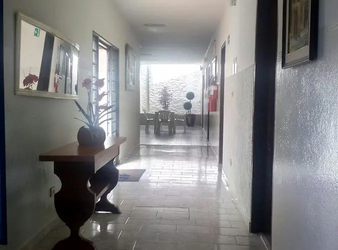 Hotel Jf Pirassununga