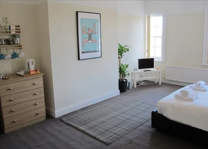 Bootle (Merseyside) Hotels