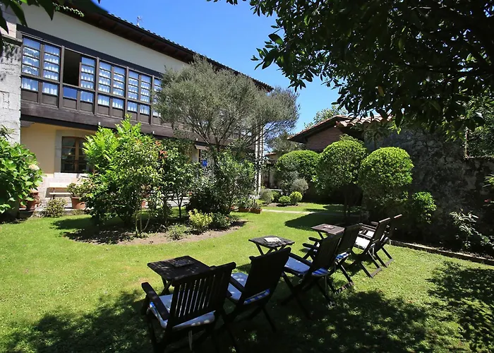 Hotel-Apartamentos La Arquera Llanes