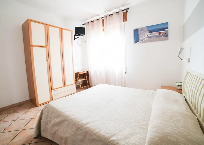 Albinia Hotels