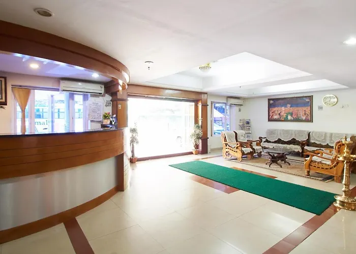 Chavakkad Hotels