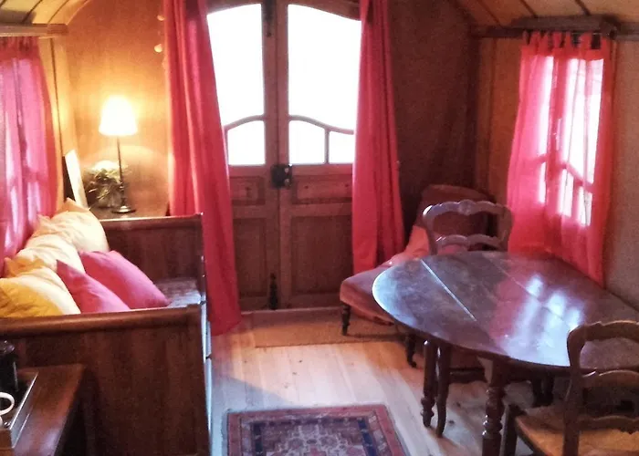Hotel Les Roulottes de la Baronnie à Saint-Malo
