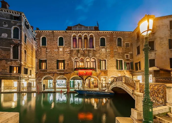 Hotel Antico Doge - A Member Of Elizabeth Hotel Group