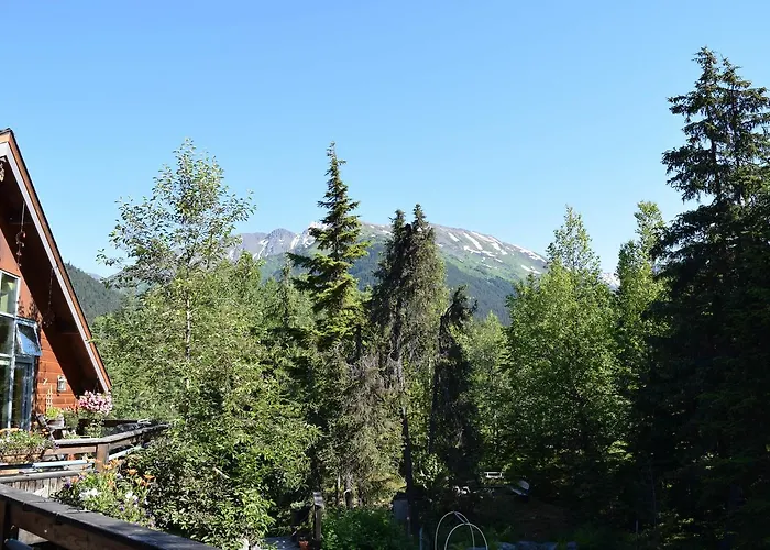 Girdwood Hotels