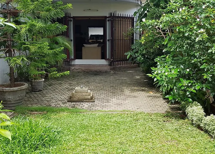 The Canes Boutique Hotel Colombo
