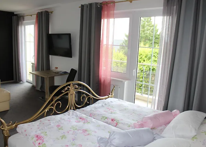 Hotels in Mörbisch am See